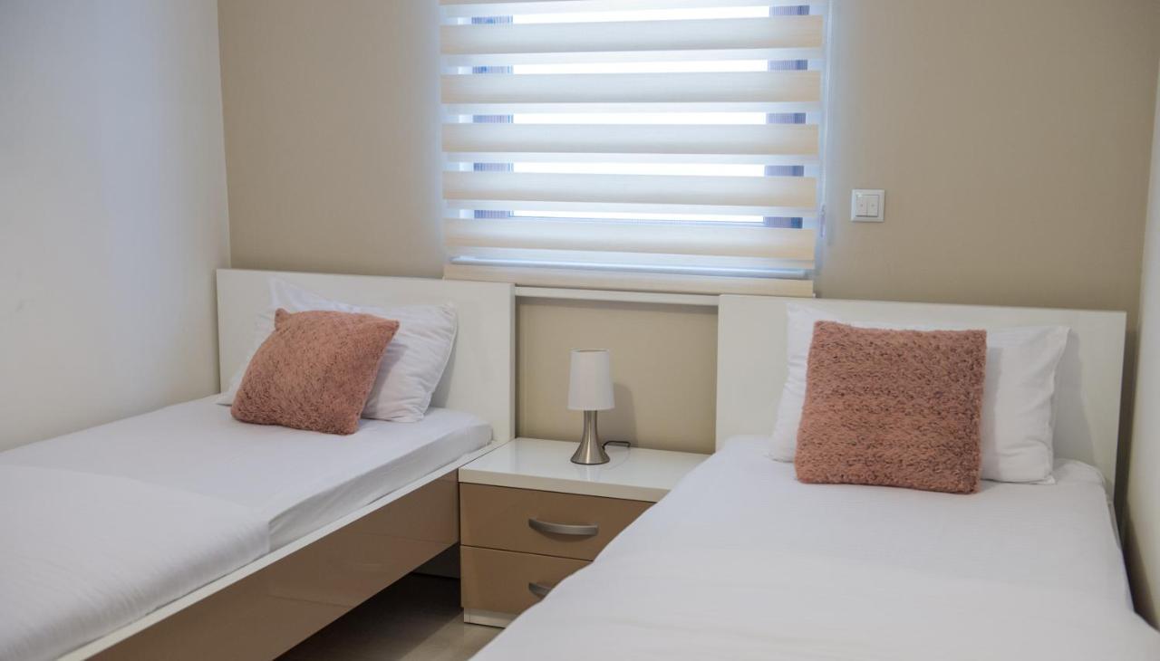 Apartment Light De Luxe - With Old Bridge View Mostar Exterior foto